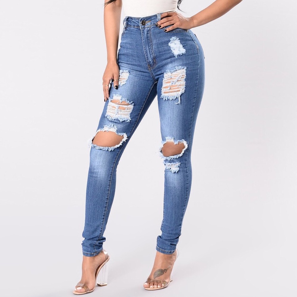 Fashion Nova Distress Jeans